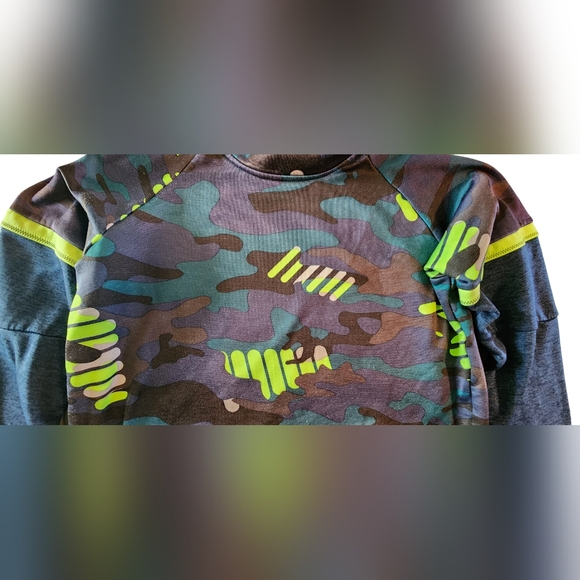 Russell Boys Camo Tech Pullover Fleece Hoodie Size L 10/12 - Picture 2 of 10